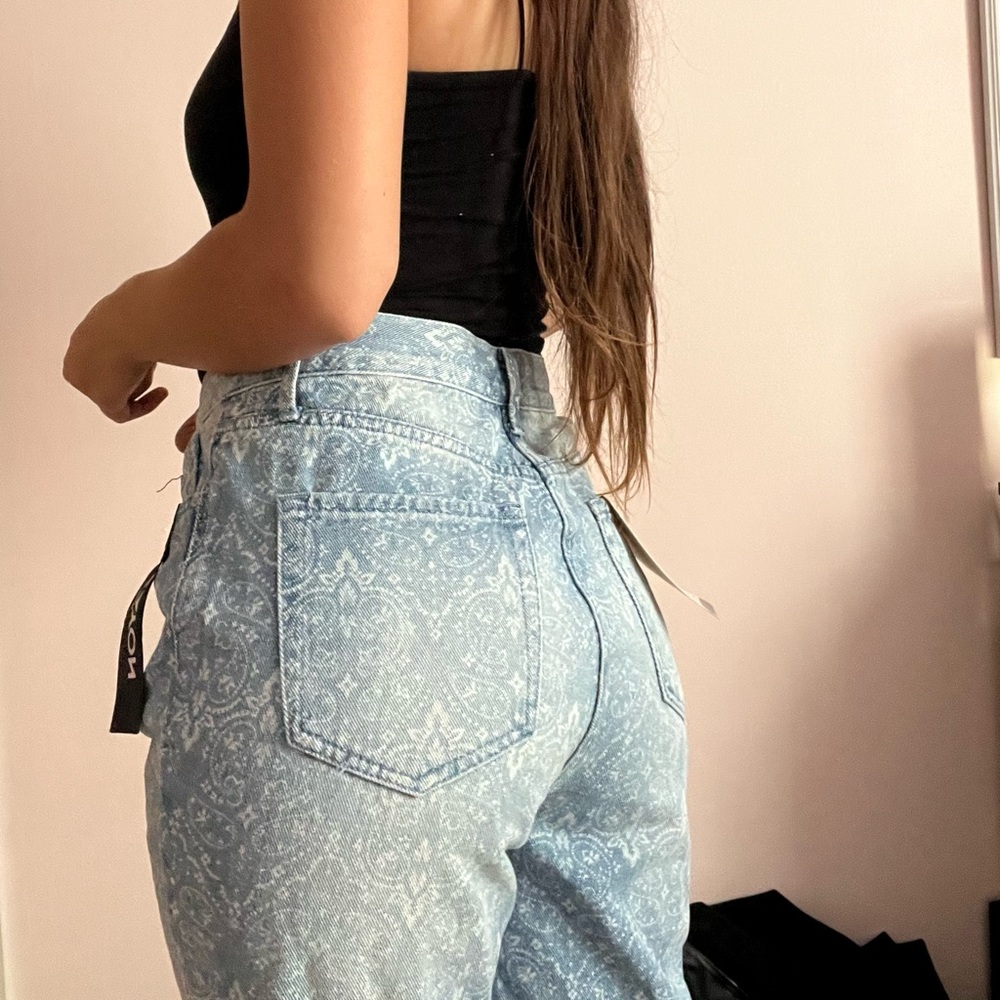 New Straight leg Jeans